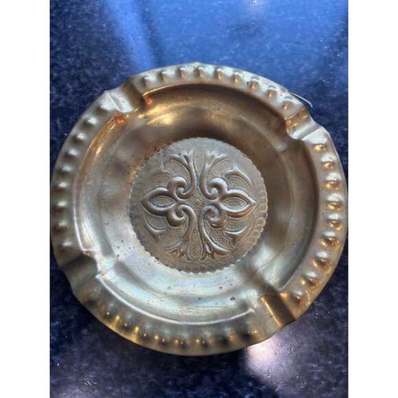 Vtg 1960's Moroccan Hand Hammered 3 Brass Ashtrays Trinket Dishes Intricate - Picture 2 of 5